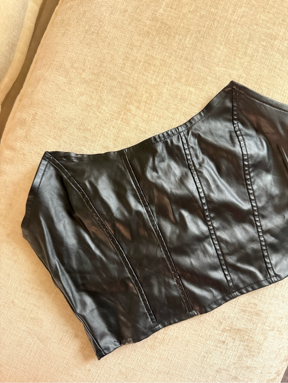 SHEIN Black Faux Leather Corset Top - Picture 2 of 8
